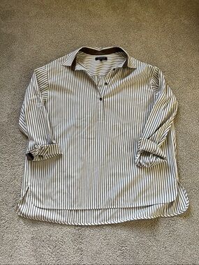 Lafayette 148 New York White Shirt with Gray Brown Stripes